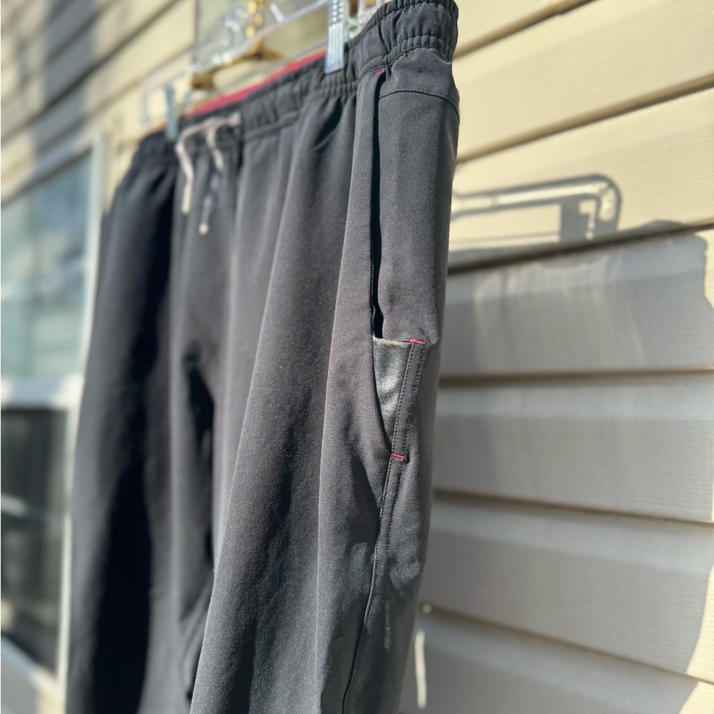 Nathan Sports running jogger - size Large